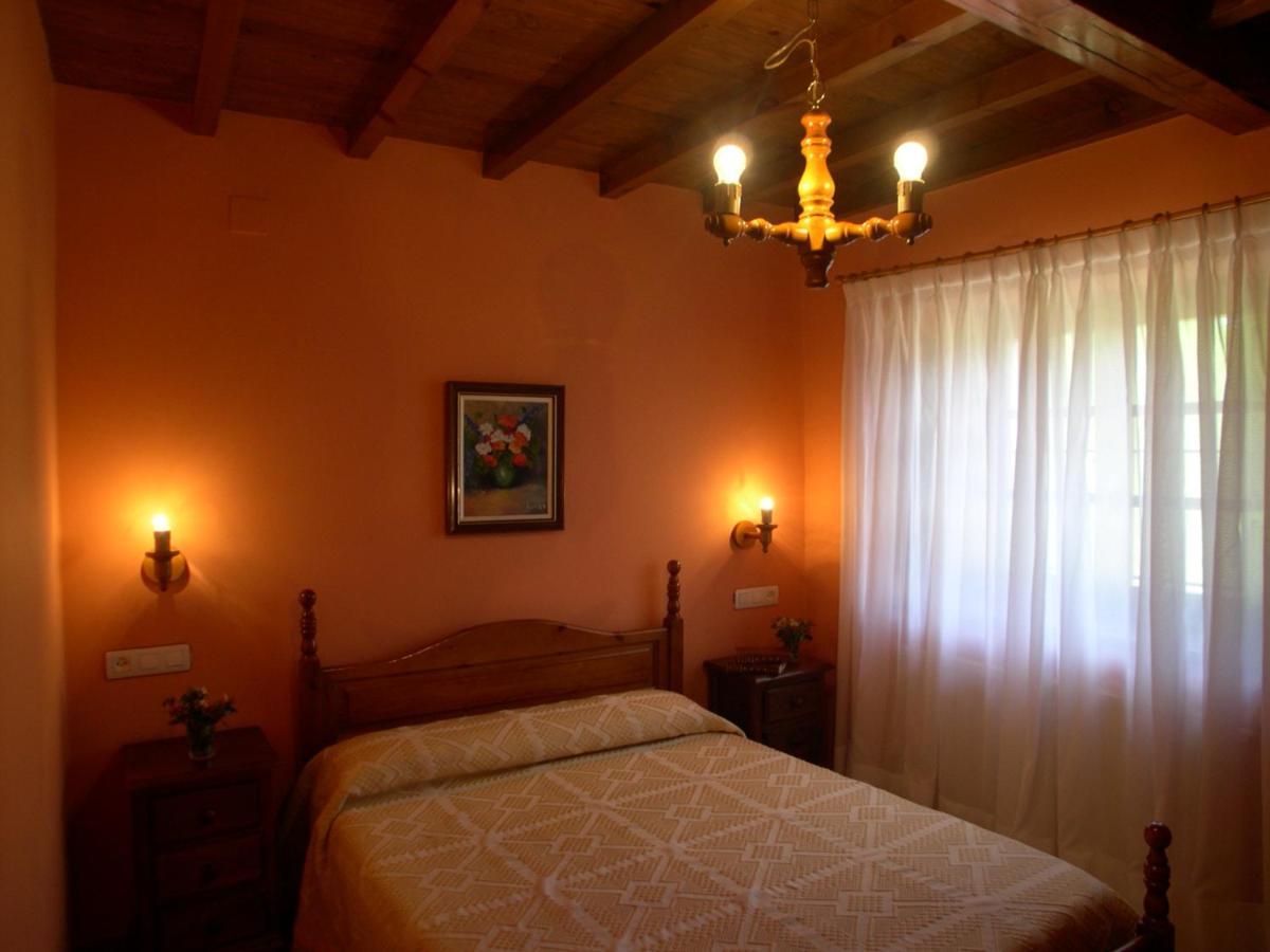Turismo Rural El Sidron Guest House Pilona ภายนอก รูปภาพ
