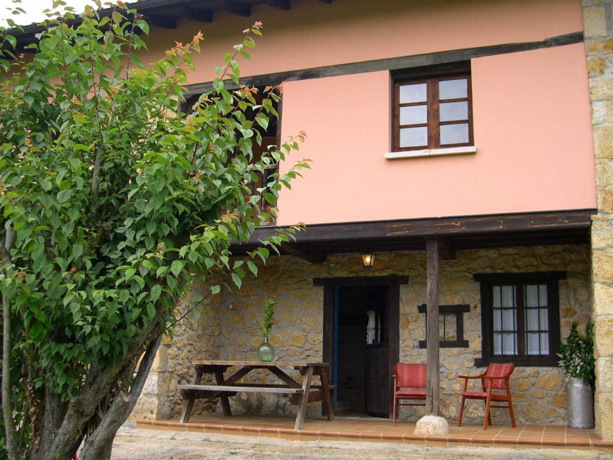 Turismo Rural El Sidron Guest House Pilona ภายนอก รูปภาพ