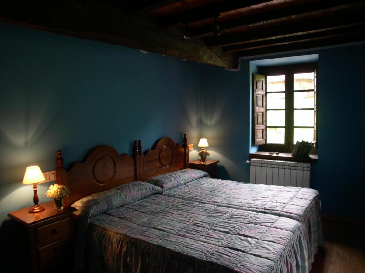 Turismo Rural El Sidron Guest House Pilona ภายนอก รูปภาพ