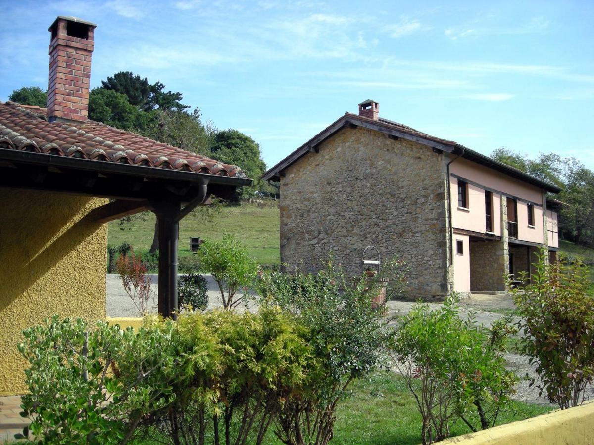 Turismo Rural El Sidron Guest House Pilona ภายนอก รูปภาพ